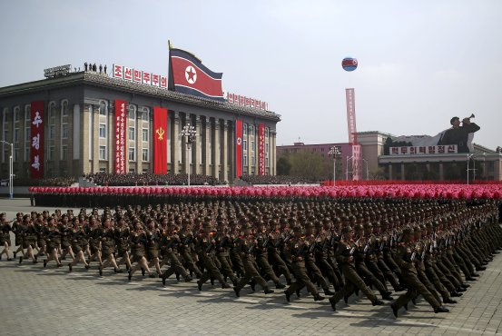 朝鮮在2017年3月進行的一次閱兵。 
