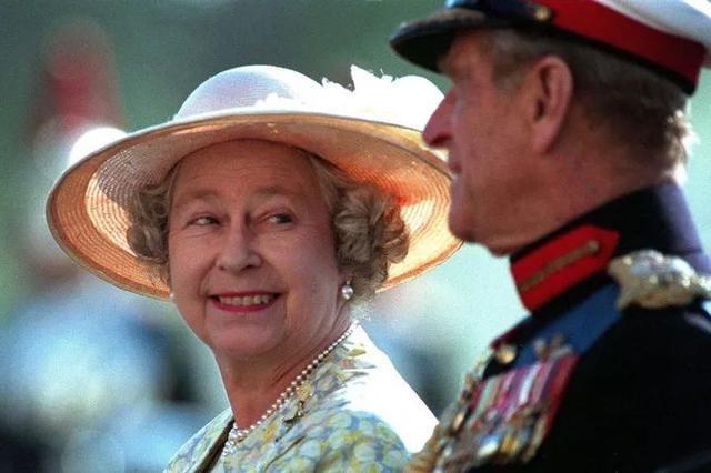 英女王丈夫去世，媒體：他有 30 多位紅顏知己