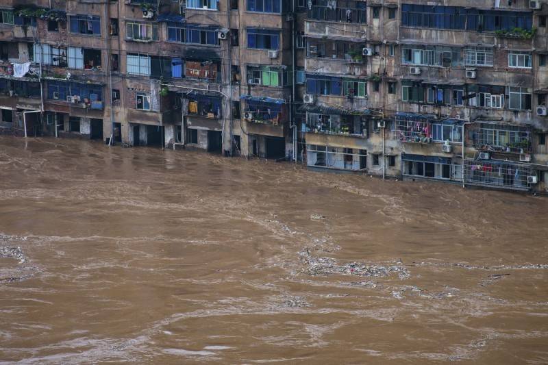 中國南方79條河流超警戒 外界憂去年恐怖洪災重演