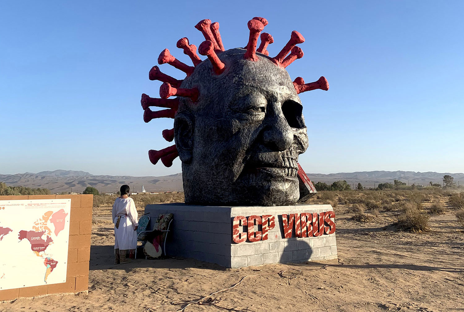 加州自由雕塑公園舉行六四紀念活動 “中共病毒”雕塑落成