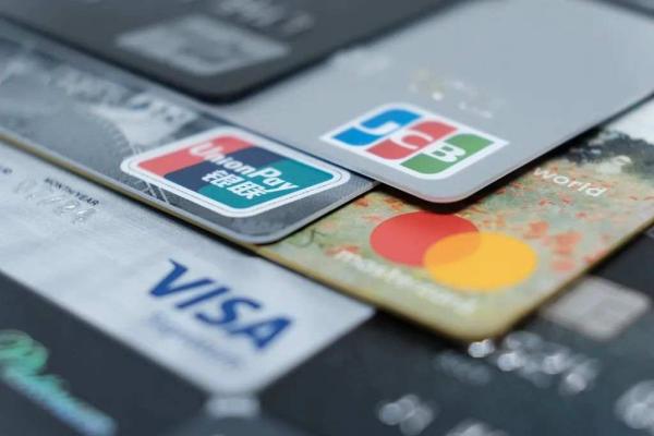 信用卡逾期後幫你“協商分期”？小心風險！