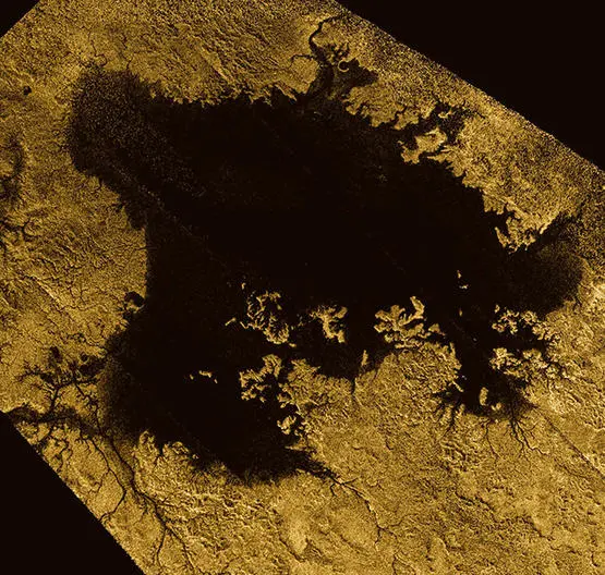 ▲土衛六北極附近的麗姬婭海圖片，這些“海水”幾乎完全由純甲烷構成